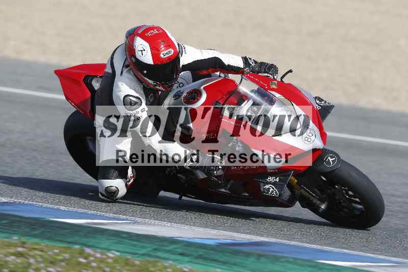 /Archiv-2024/01 26.-28.01.2024 Moto Center Thun Jerez/Gruppe schwarz-black/864